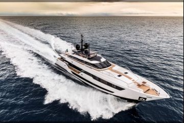 Never Blue – 2018 125′ 10″ FERRETTI CUSTOM LINE CL120