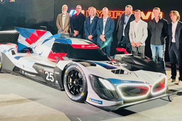 The Debut of The BMW M Hybrid V8 Race Car