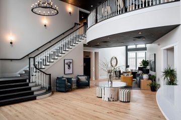 This Historic Maine Hotel Underwent A Massive Facelift Making Way For A Beautiful Boutique Property