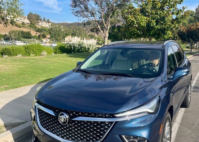 The Futuristic 2024 Buick Enclave Avenir