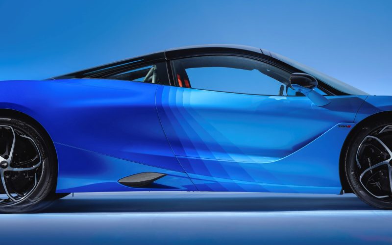 McLarenâs Next-Generation Bespoke Paint Techniques Set a New Benchmark