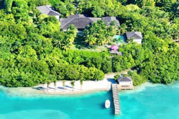 Indulge in the Splendor of The Beacon Hill Estate: Your Exquisite Waterfront Retreat in the Bahamas