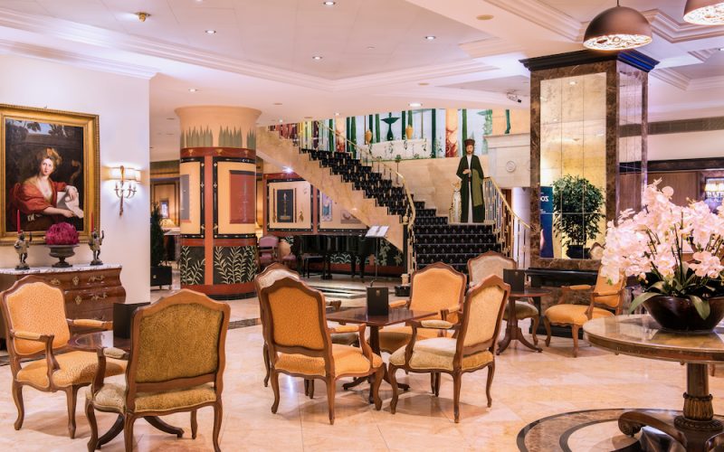 Elegance And Personal Warmth In Abundance At Lisbonâs Dom Pedro Hotel