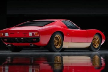 Lamborghini Miura P400 SV sells for a record $4.9 million at auction