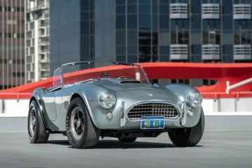 This 1964 Shelby 289 Cobra âSnake Charmerâ Needs A New Owner