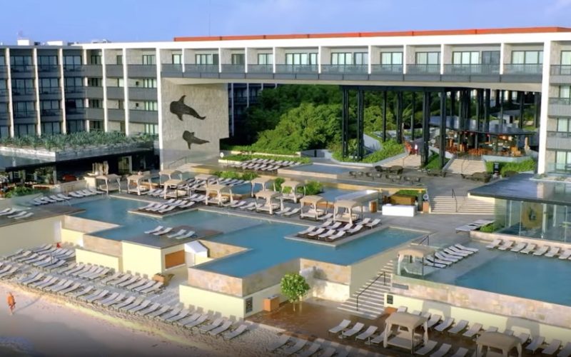 A Luxurious Escape at the Grand Hyatt Playa del Carmen