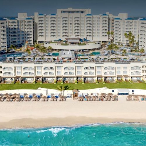 A Luxe Start to 2026 At The Hilton Cancun Mar Caribe Enclave