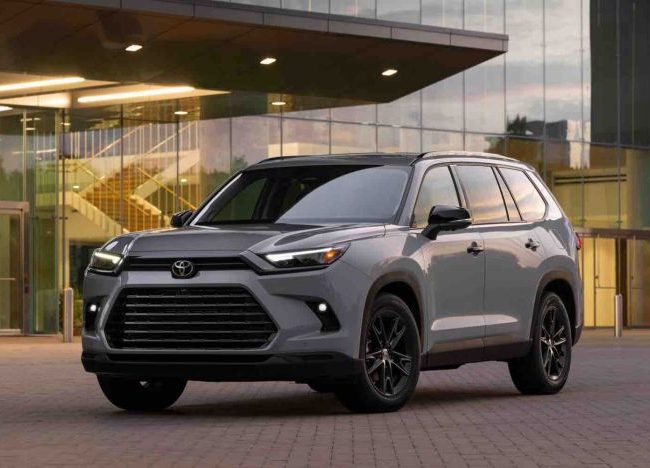 The 2026 Toyota Grand Highlander Mixes Luxury with Functionality